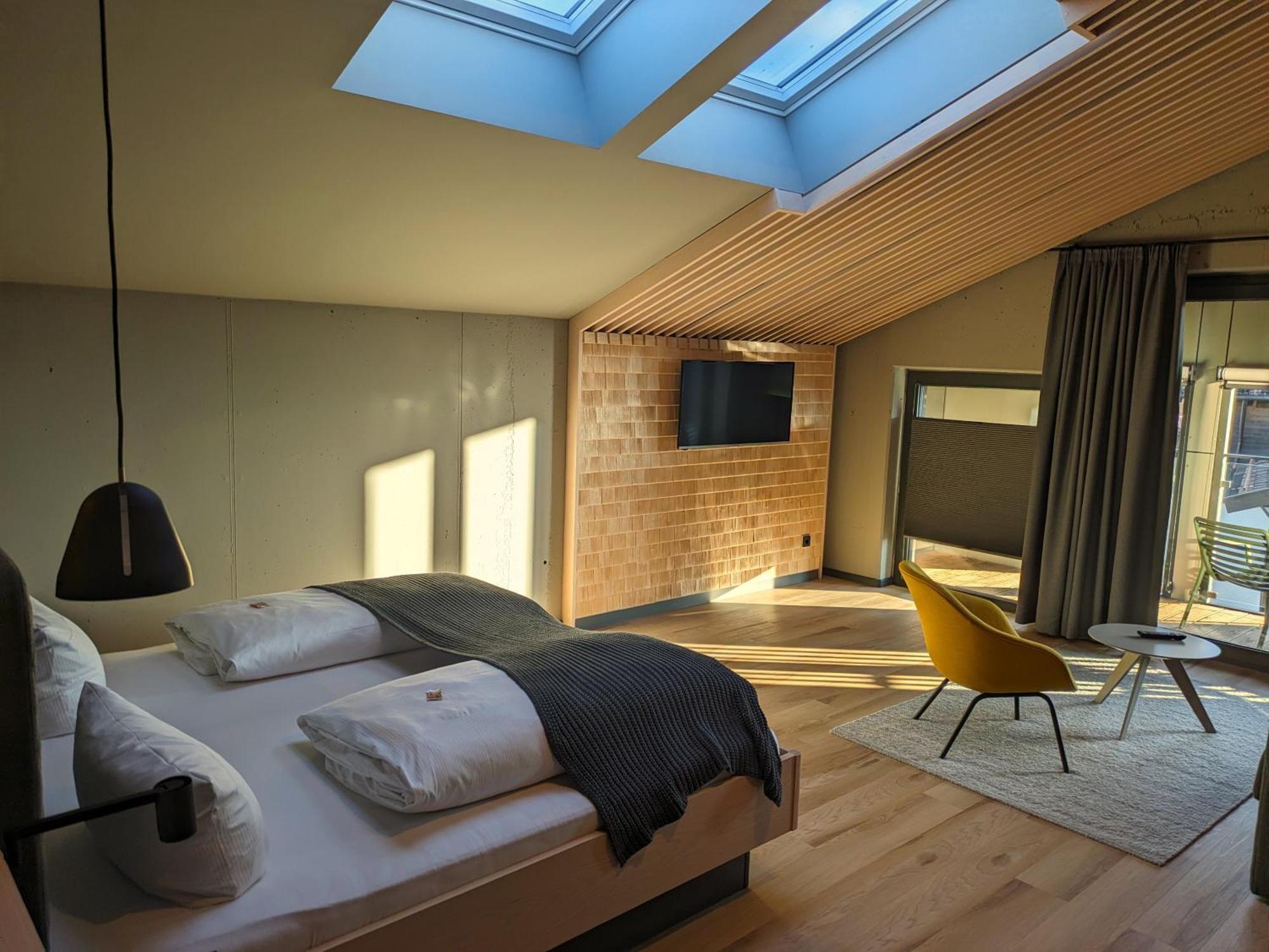 Hotel Zum Goldenen Hirsch 손토펜 외부 사진
