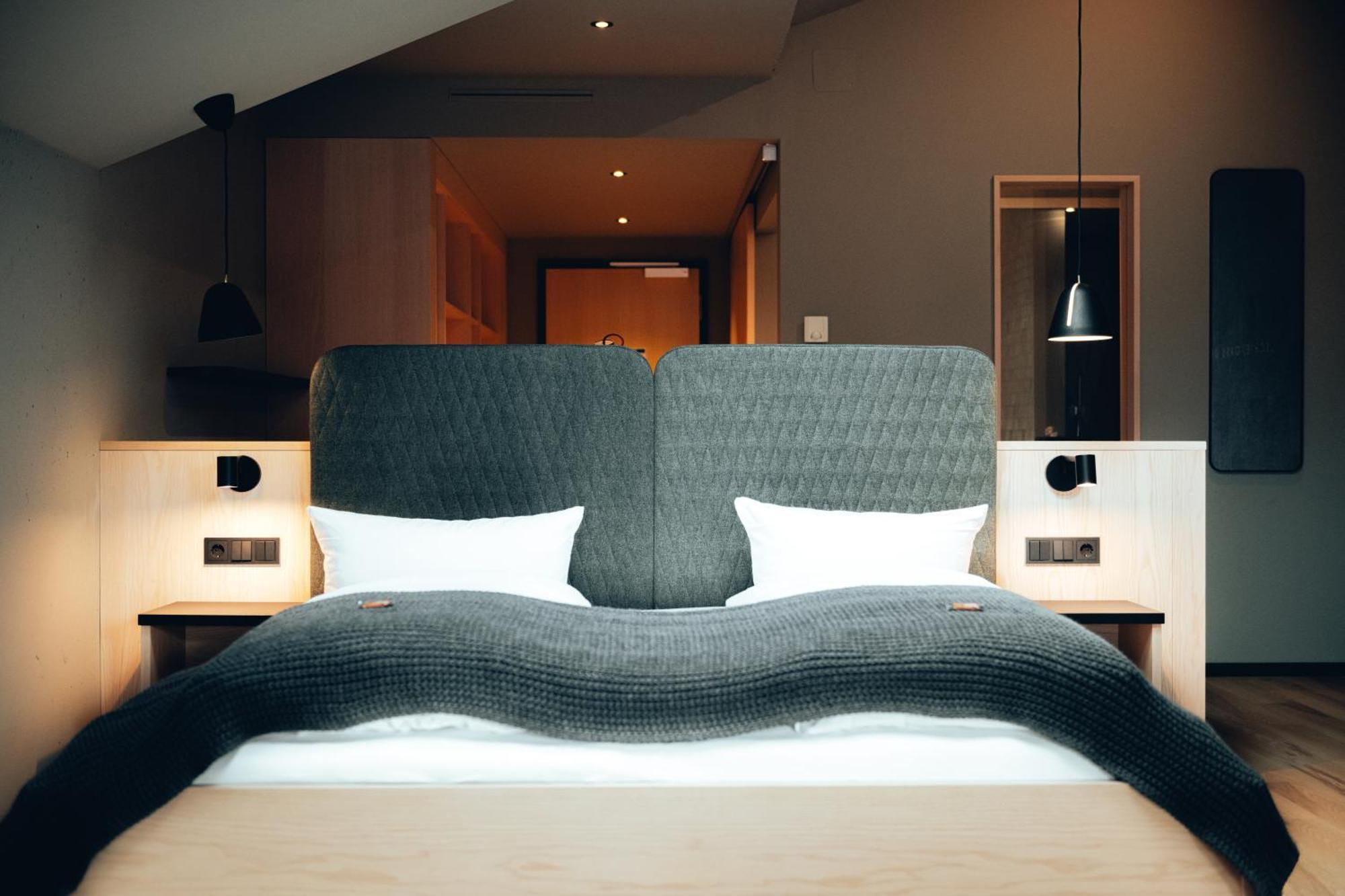 Hotel Zum Goldenen Hirsch 손토펜 외부 사진