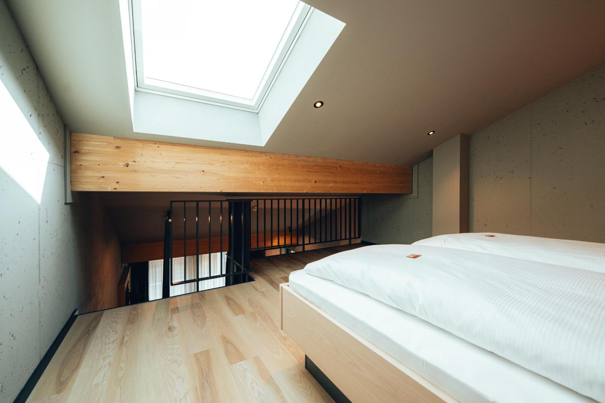 Hotel Zum Goldenen Hirsch 손토펜 외부 사진