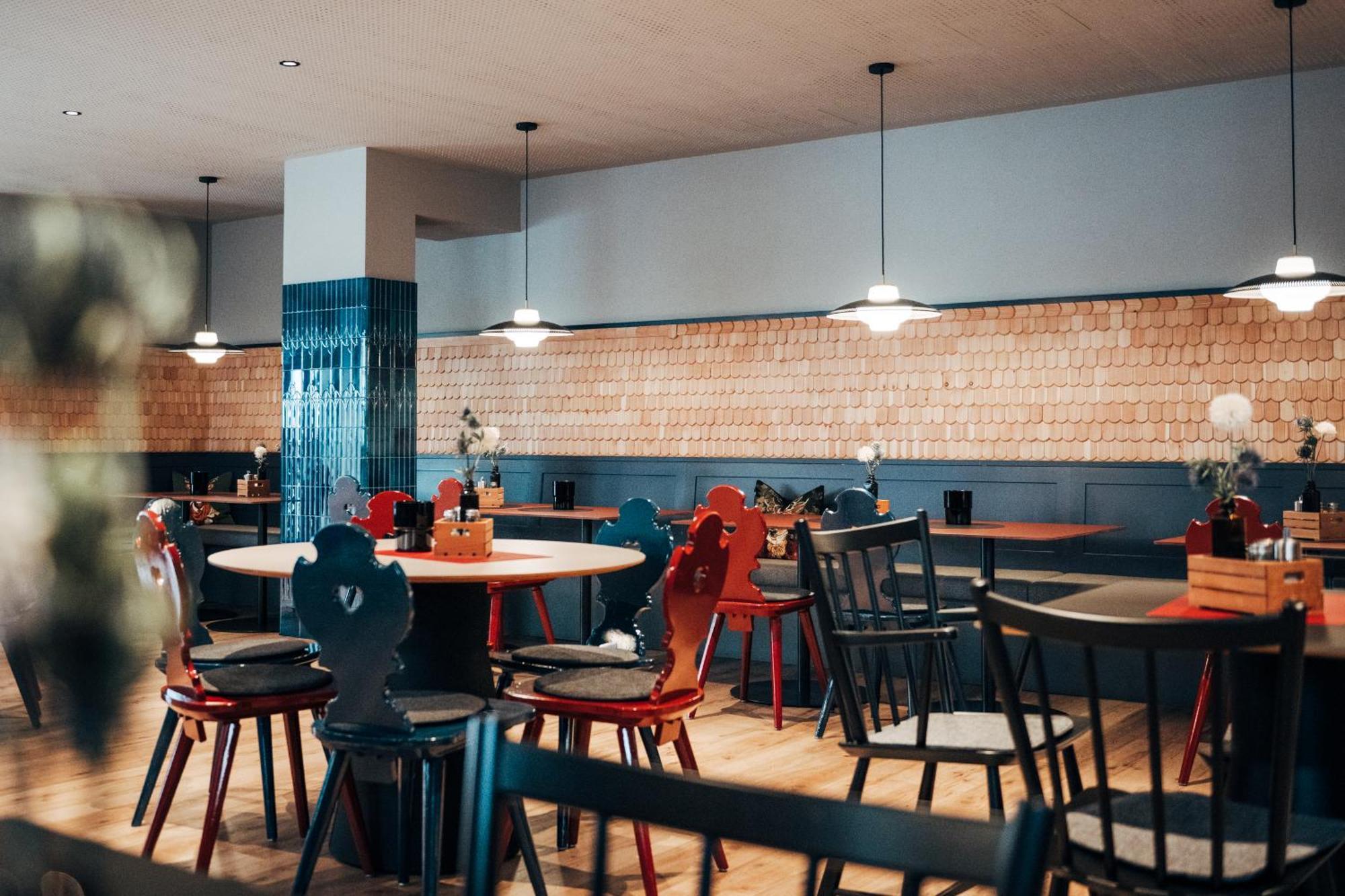 Hotel Zum Goldenen Hirsch 손토펜 외부 사진
