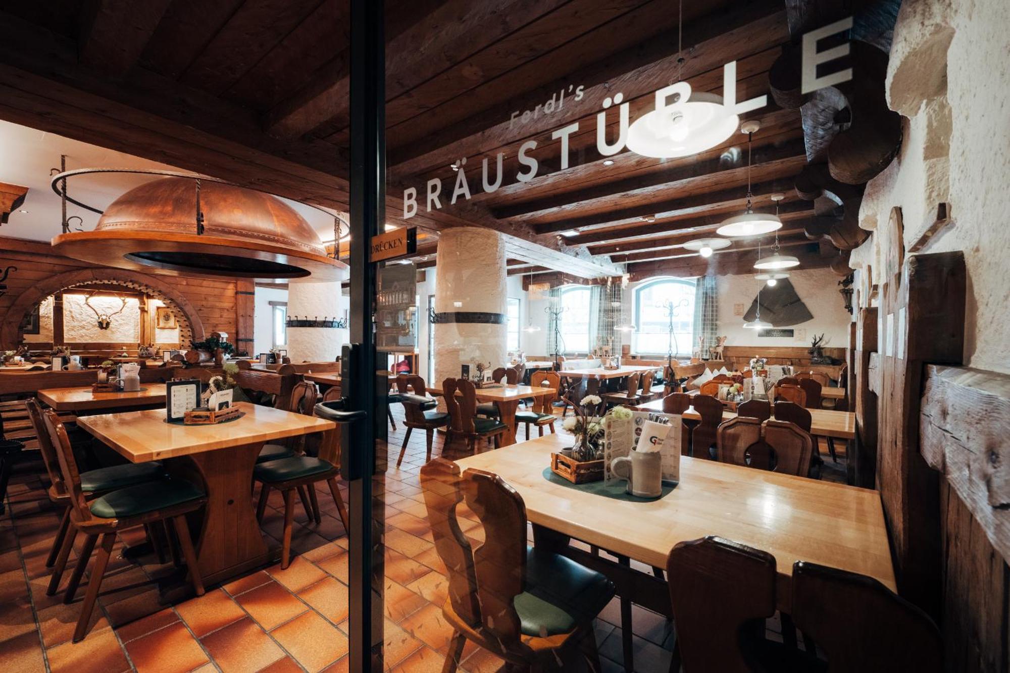 Hotel Zum Goldenen Hirsch 손토펜 외부 사진